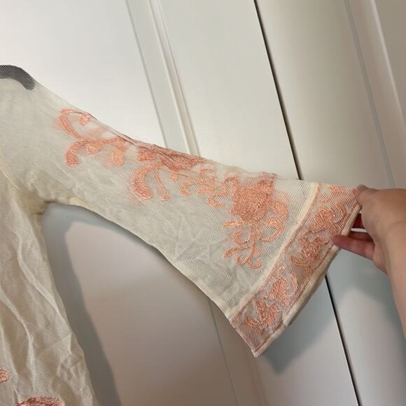 Free People Cream & Pink Mesh Embroidered Bell Sleeve Cotton Blend Tunic Top - Picture 4 of 11